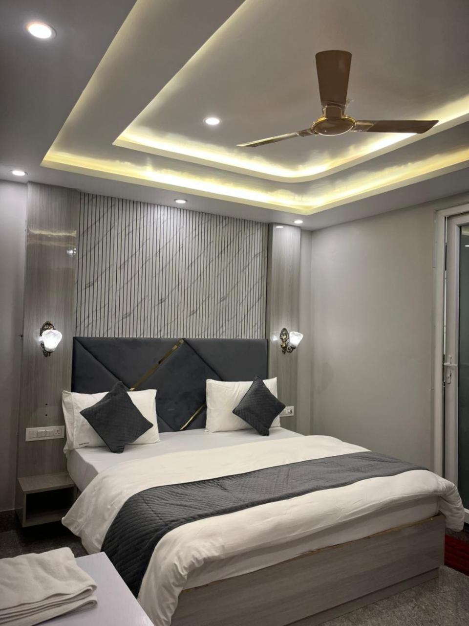 Hotel Grand Safari Kotdwara Exterior photo